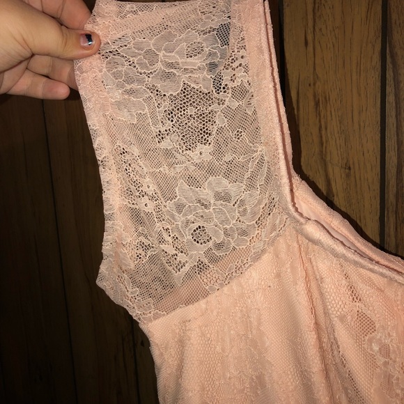 Torrid peach lace off shoulder dress - Picture 2 of 5